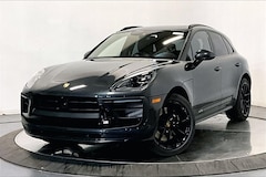 2026 Porsche Macan SUV
