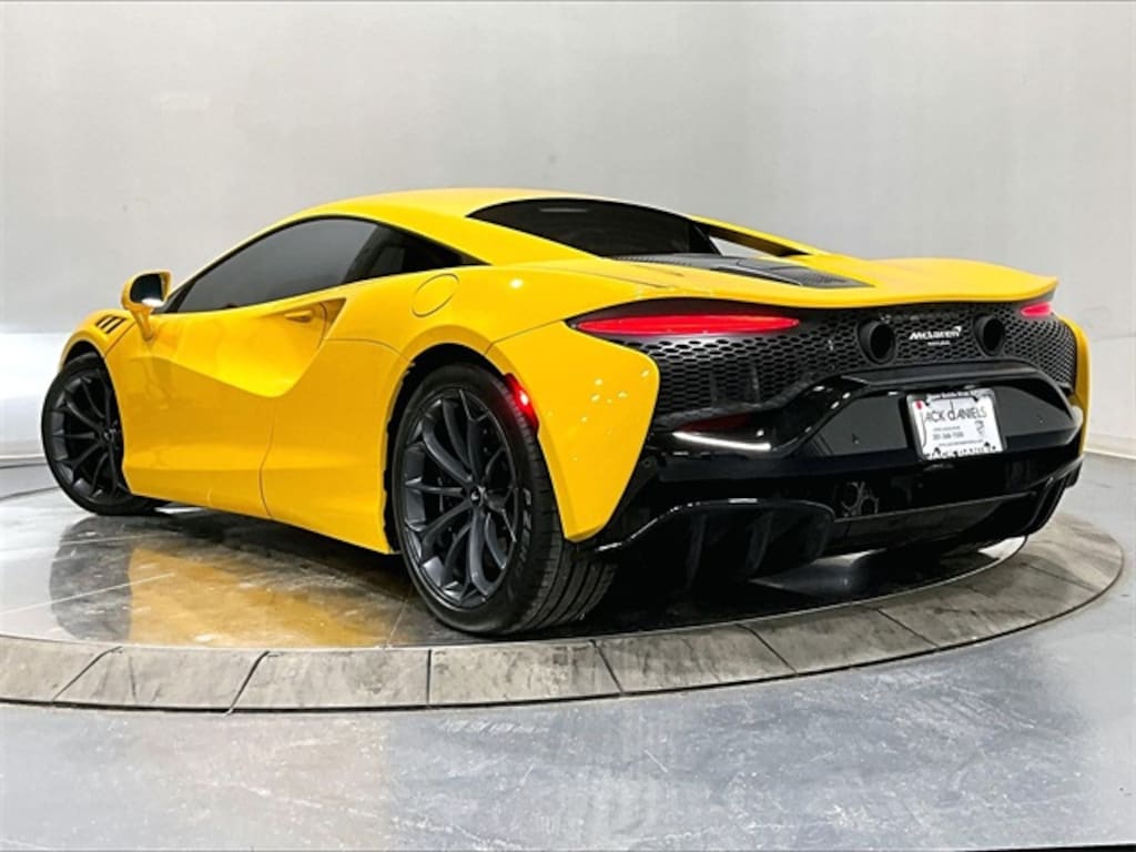 Used 2024 McLaren Artura Performance Coupe