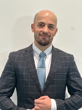 Staff member Alex Saghyan from ID_e4ac25eea801