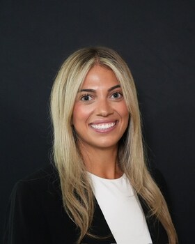 Staff member Victoria Notte from ID_e4ac25eea801