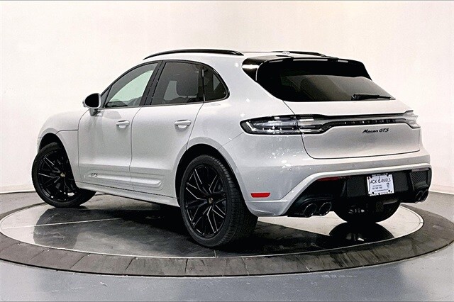 2026 Porsche Macan GTS photo 3
