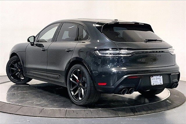 2026 Porsche Macan GTS photo 2