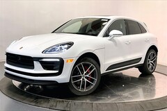 2025 Porsche Macan SUV