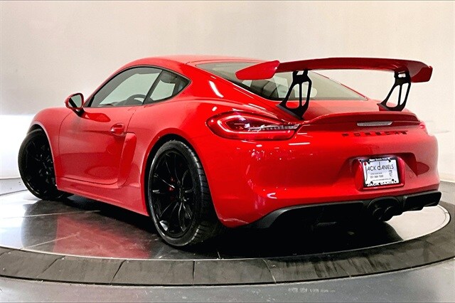 2016 Porsche Cayman GT4 photo 3