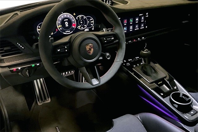 2025 Porsche 911 GT3 Touring photo 4