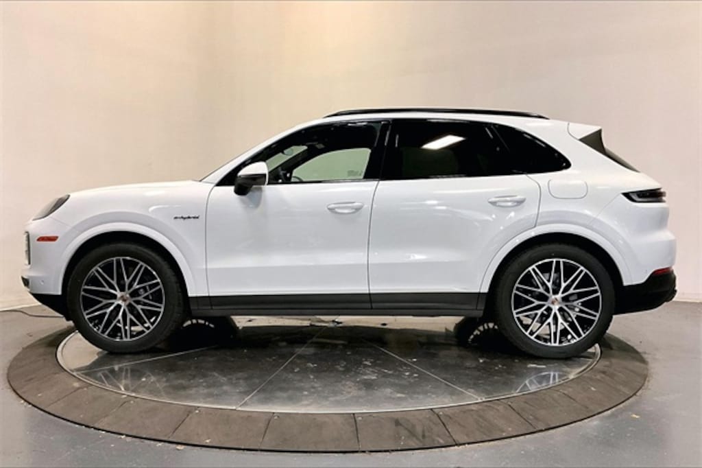 New 2026 Porsche Cayenne E-Hybrid SUV