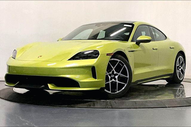 2025 Porsche Taycan 4S's photo