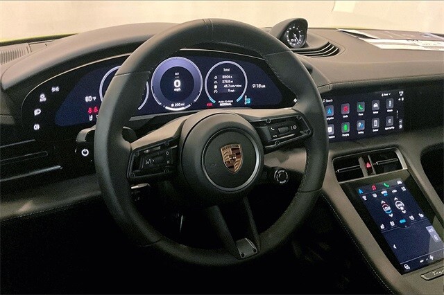 2025 Porsche Taycan 4S photo 4