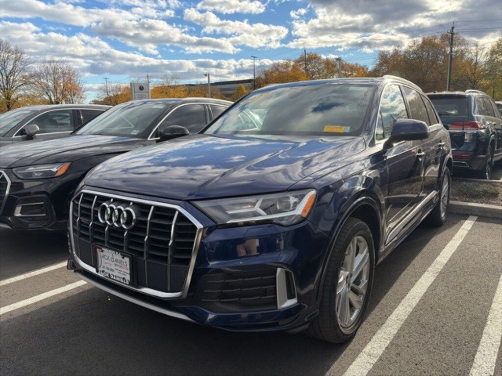 Used 2022 Audi Q7 45 Premium SUV