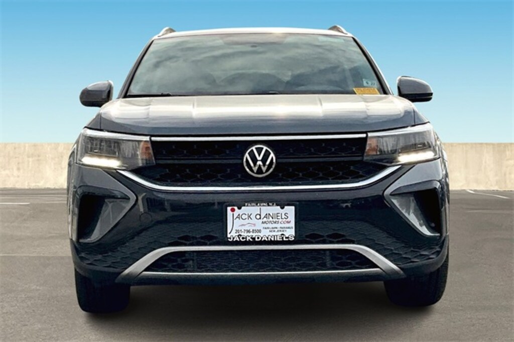 Certified 2022 Volkswagen Taos 1.5T SE SUV