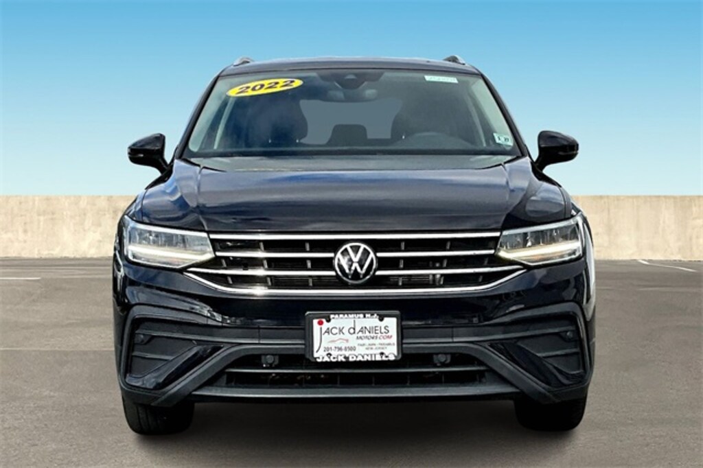 Certified 2022 Volkswagen Tiguan 2.0T SE SUV