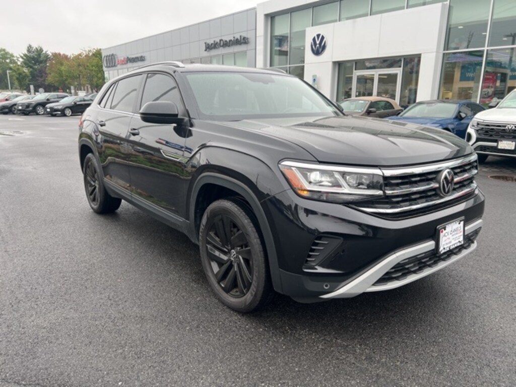 Used 2022 Volkswagen Atlas Cross Sport 3.6L V6 SE w/Technology SUV