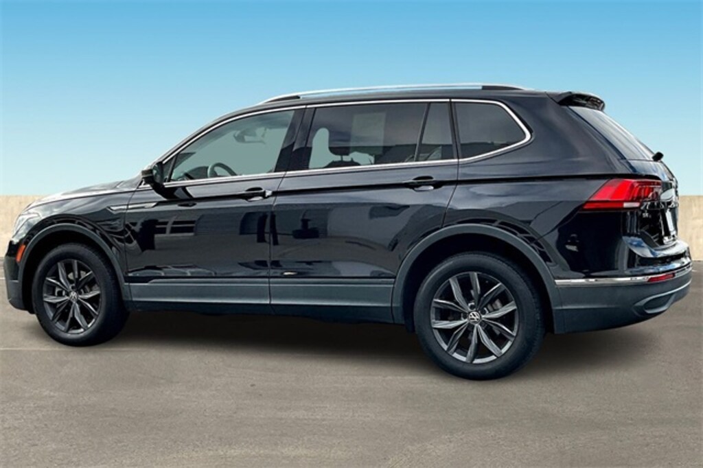Certified 2022 Volkswagen Tiguan 2.0T SE SUV