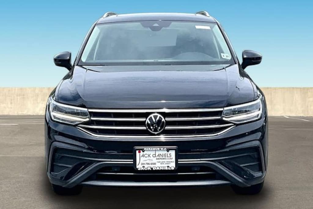 Certified 2022 Volkswagen Tiguan 2.0T SE SUV