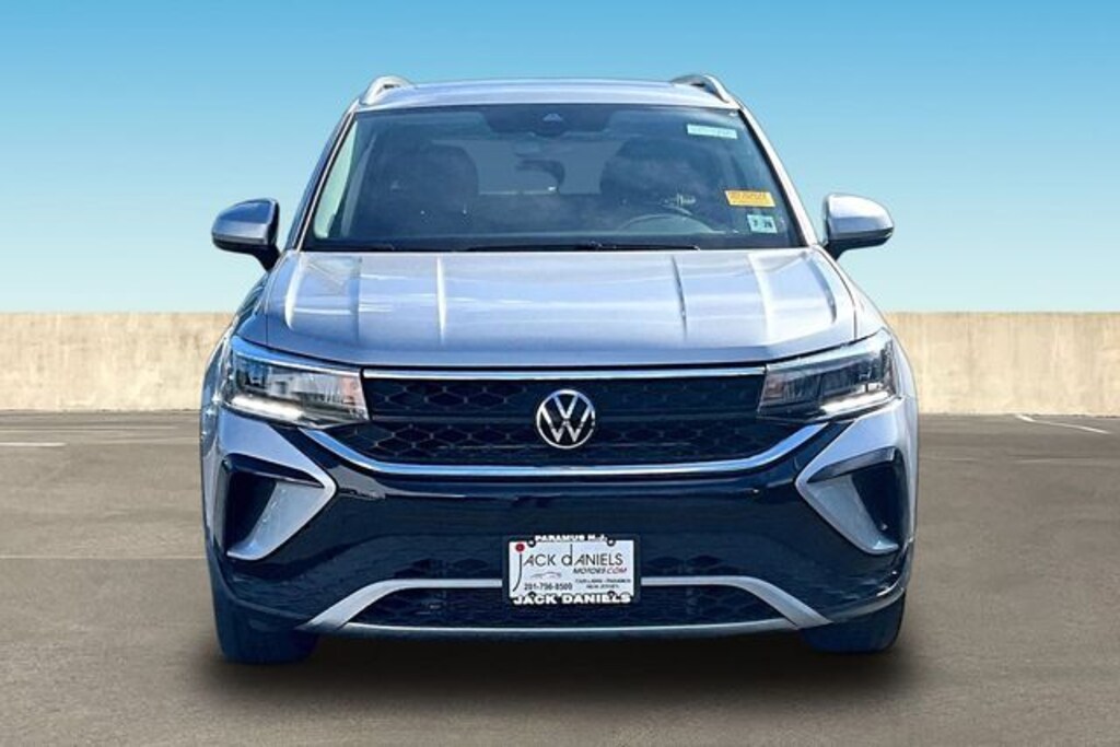 Certified 2023 Volkswagen Taos 1.5T SE SUV