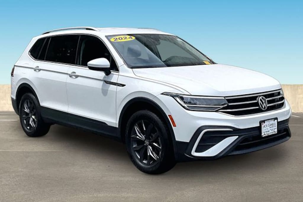 Certified 2024 Volkswagen Tiguan 2.0T SE SUV