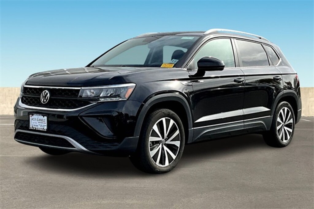 Certified 2022 Volkswagen Taos 1.5T SE SUV