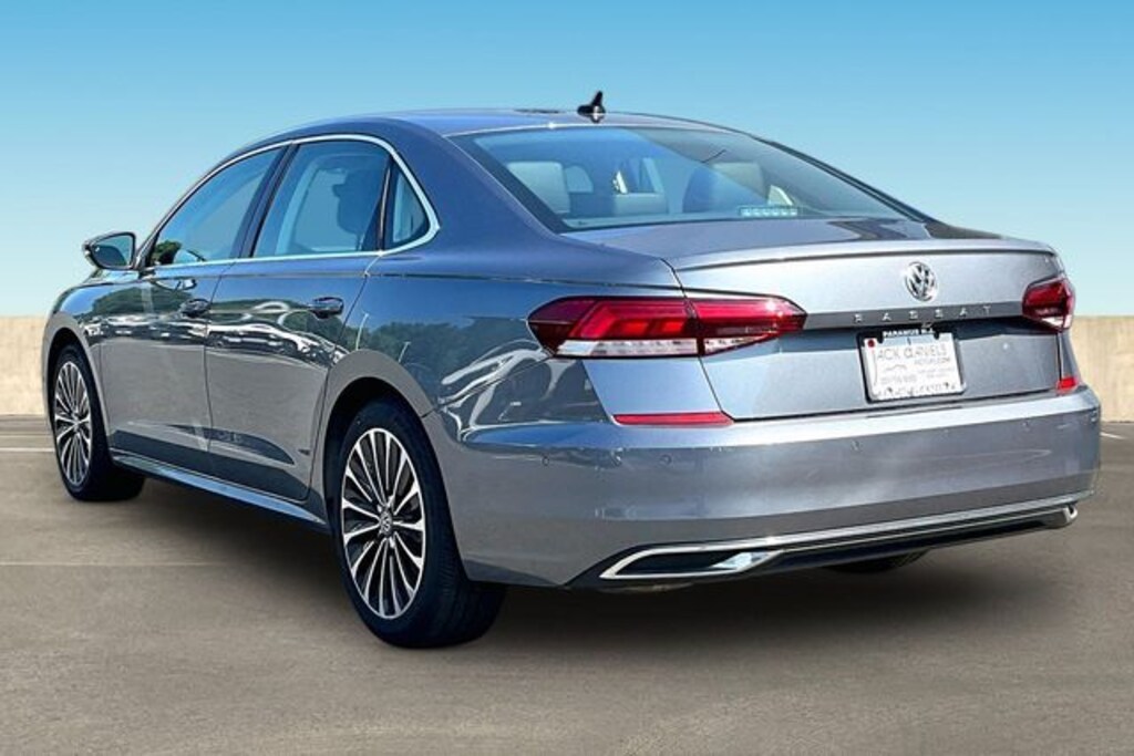 Certified 2022 Volkswagen Passat 2.0T Limited Edition Sedan
