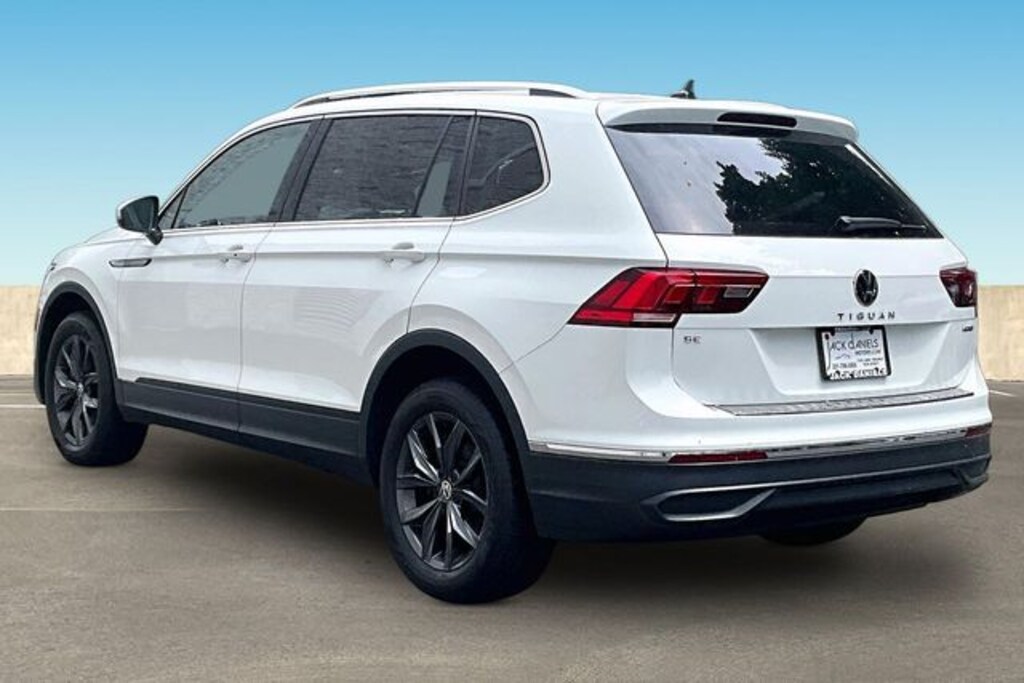 Certified 2024 Volkswagen Tiguan 2.0T SE SUV