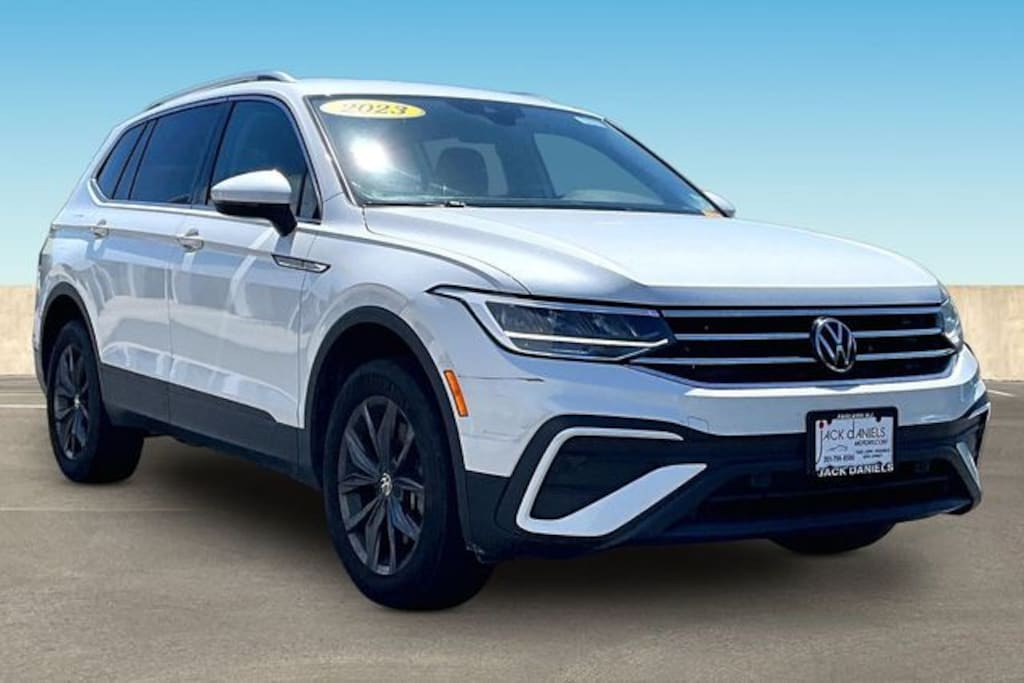 Certified 2023 Volkswagen Tiguan 2.0T SE SUV