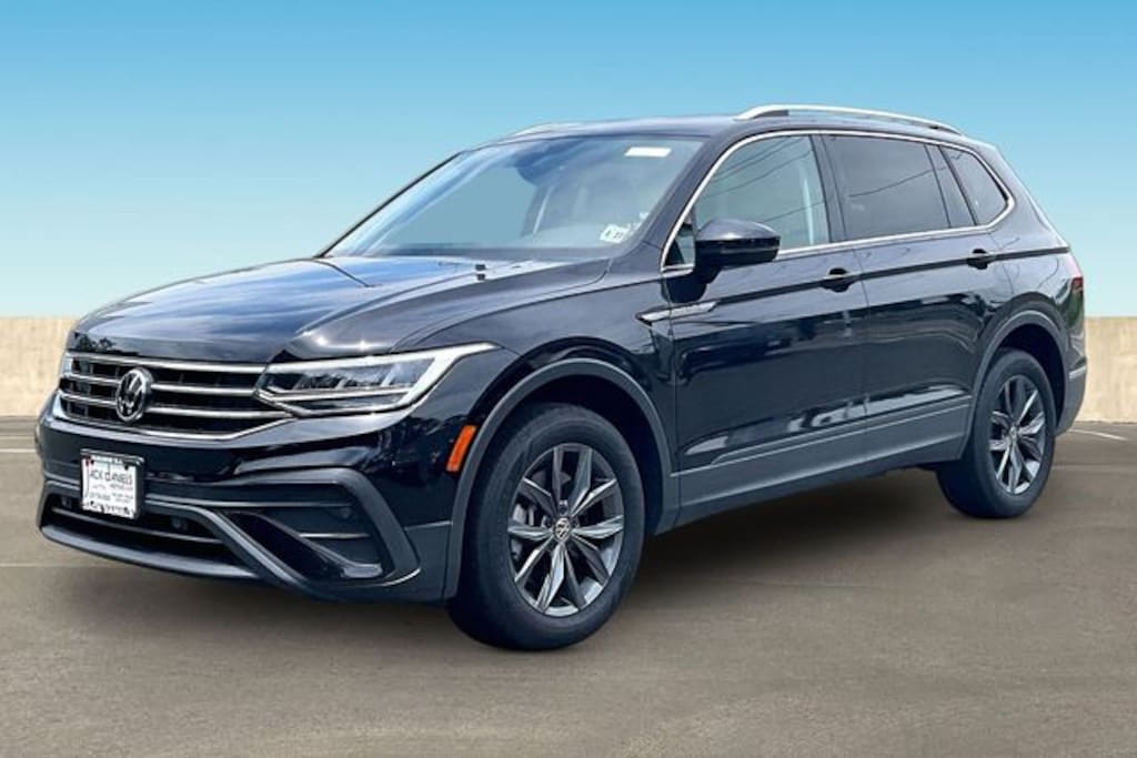 Certified 2022 Volkswagen Tiguan 2.0T SE SUV
