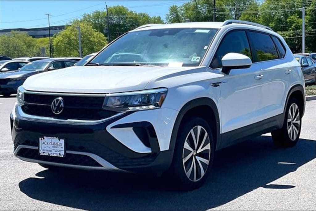 Certified 2024 Volkswagen Taos 1.5T SE SUV