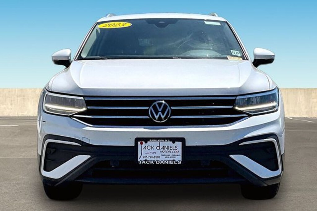 Certified 2023 Volkswagen Tiguan 2.0T SE SUV