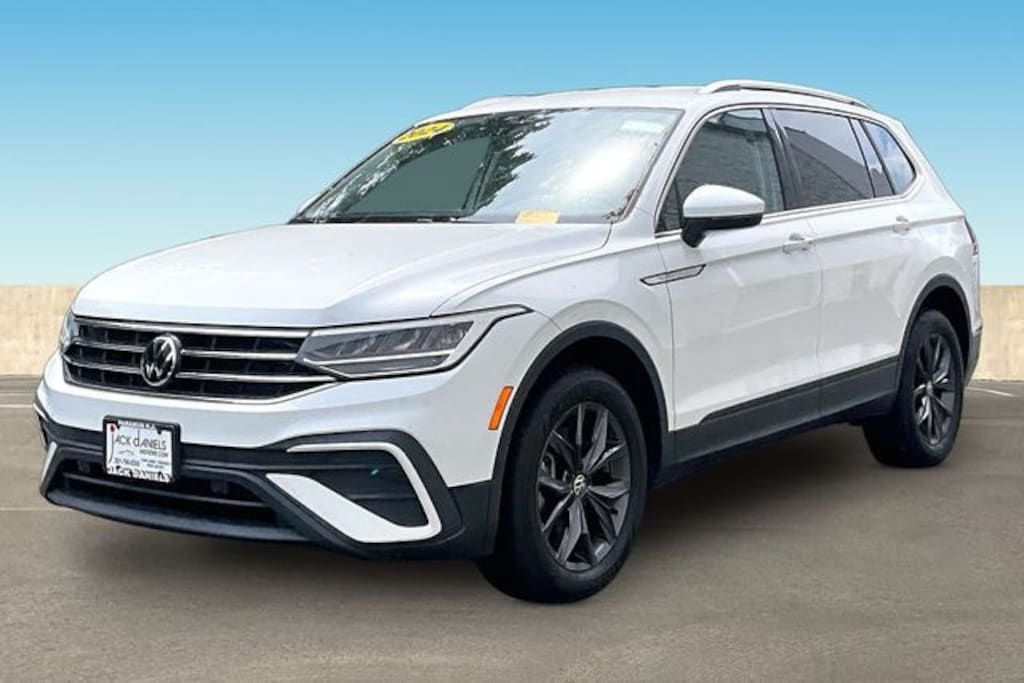 Certified 2024 Volkswagen Tiguan 2.0T SE SUV