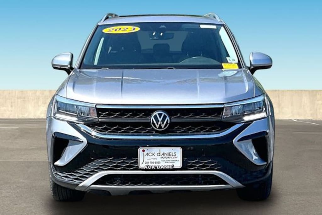 Certified 2023 Volkswagen Taos 1.5T SE SUV