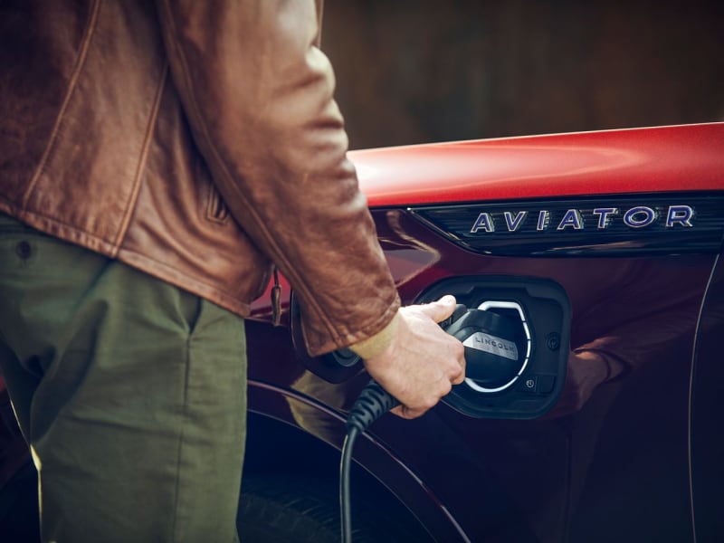 Get your Lincoln serviced at Jack Demmer Lincoln near Taylor, MI