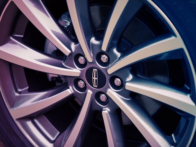 Get your Lincoln serviced at Jack Demmer Lincoln near Bloomfield Hills, MI