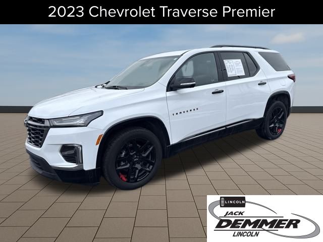 2023 Chevrolet Traverse Premier's photo