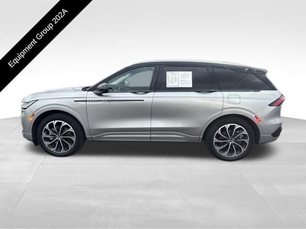 Certified 2024 Lincoln Nautilus Reserve SUV