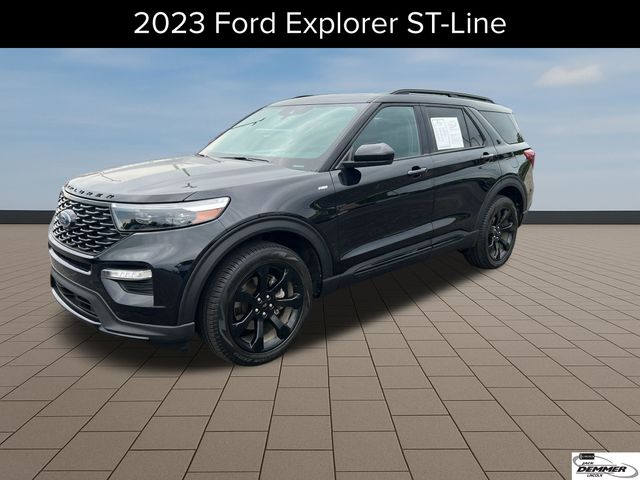 2023 Ford Explorer's photo