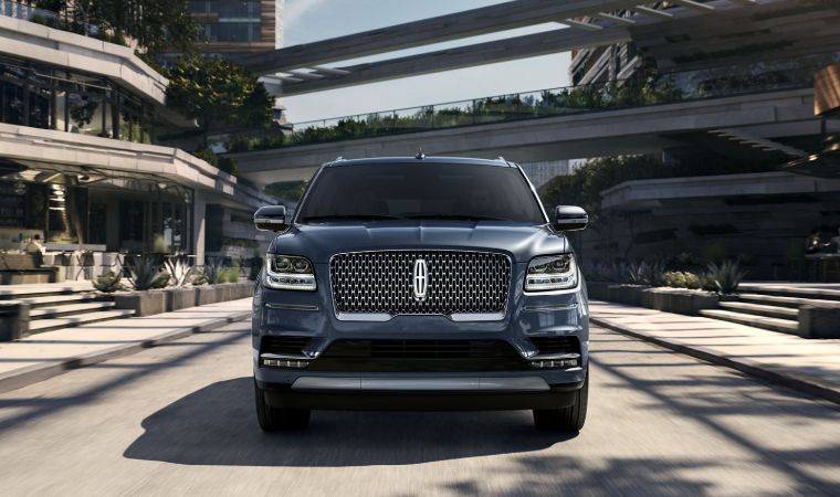 2019 Lincoln Navigator Performance Features