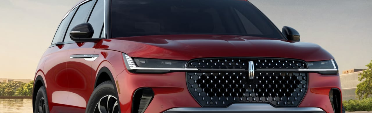 2026%20Lincoln%20Nautilus%20vs.%20Genesis%20GV80%3A%20Which%20Luxury%20SUV%20Offers%20More%20for%20Your%20Money%3F.jpg