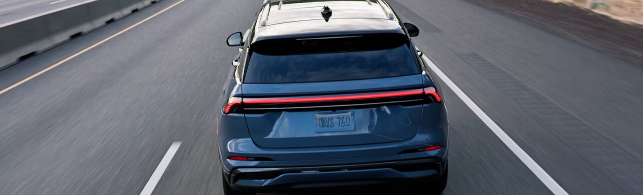 Is%20the%202026%20Lincoln%20Nautilus%20Hybrid%20Really%20the%20Best%20Luxury%20Hybrid%20SUV.jpg