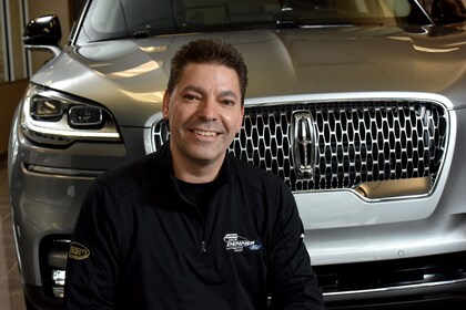 Staff member Steve Schott from ID_0bc915