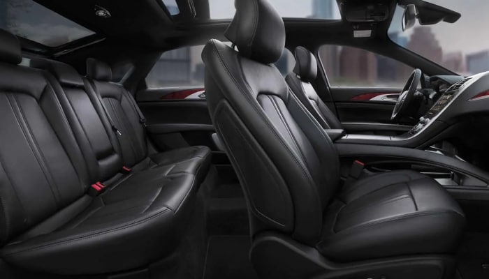 The spacious interior of the 2019 Lincoln MKZ