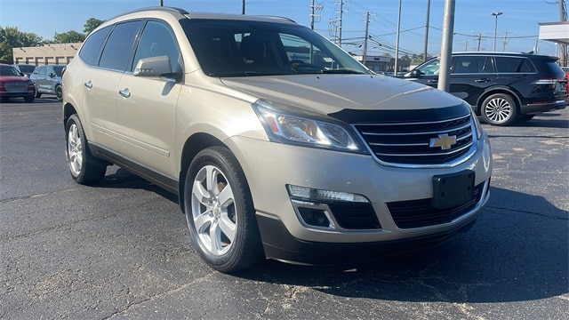 Used 2016 Chevrolet Traverse 1LT with VIN 1GNKVGKD9GJ190962 for sale in Dearborn, MI