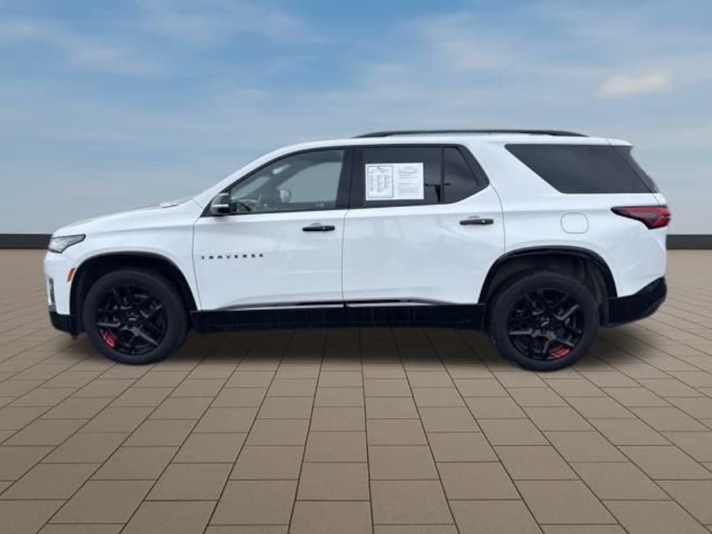 Used 2023 Chevrolet Traverse Premier SUV