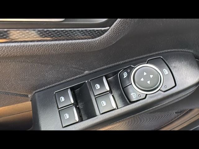 2024 Ford Escape ST-Line - Photo 11