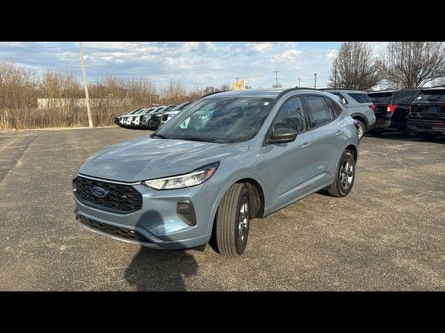 2024 Ford Escape ST-Line - Photo 7