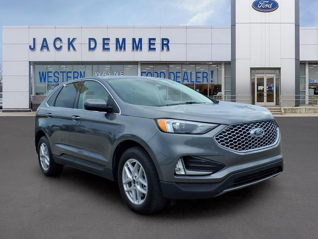 2023 Ford Edge SEL AWD's photo