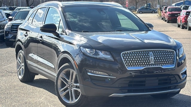 Used 2019 Lincoln MKC Reserve with VIN 5LMTJ3DH6KUL17684 for sale in Wayne, MI
