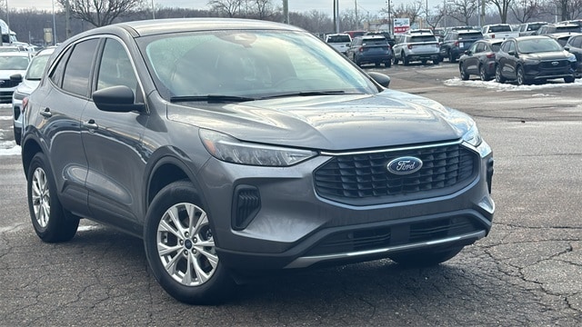 2023 Ford Escape Active's photo