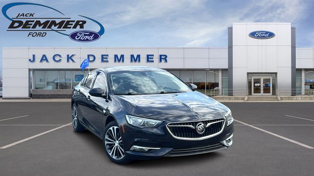 2018 Buick Regal Sportback Essence