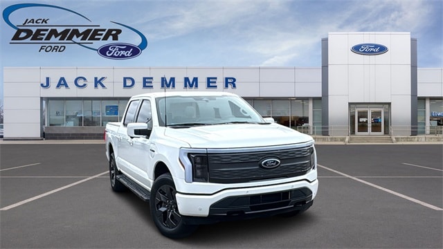 2022 Ford F-150 Lightning Lariat's photo