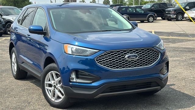 Used 2024 Ford Edge SEL with VIN 2FMPK4J90RBA04019 for sale in Wayne, MI