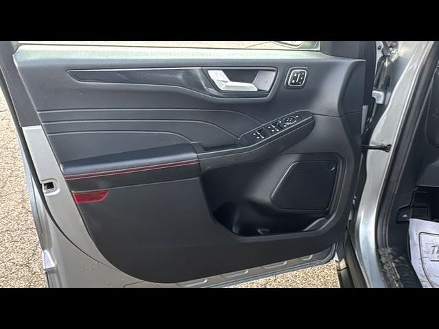 2023 Ford Escape ST-Line Elite - Photo 9